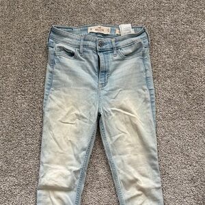 Hollister Women's Faded Blue Skinny Jeans